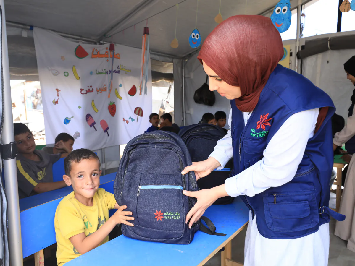 School bag distribution, Gaza Strip
